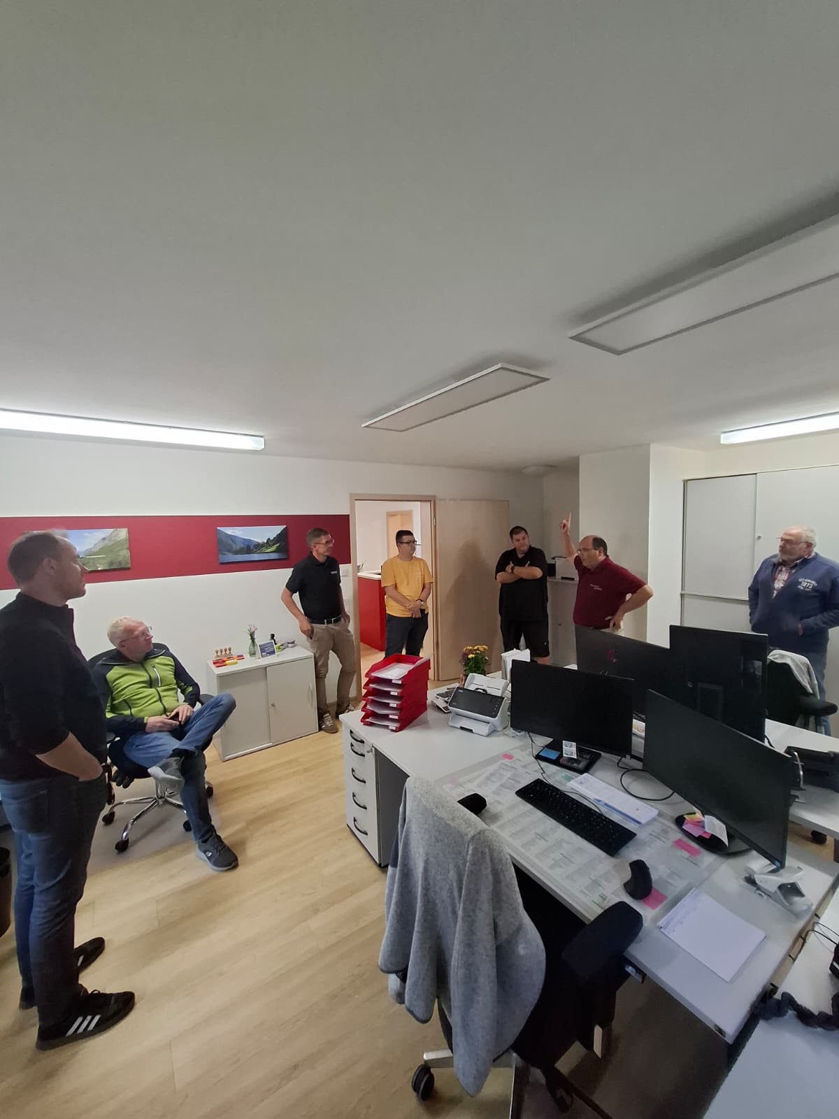 Gespr�che in den B�ror�umen
